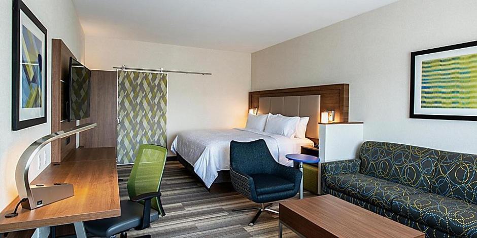 Holiday Inn Express & Suites - Brandon By Ihg Εξωτερικό φωτογραφία
