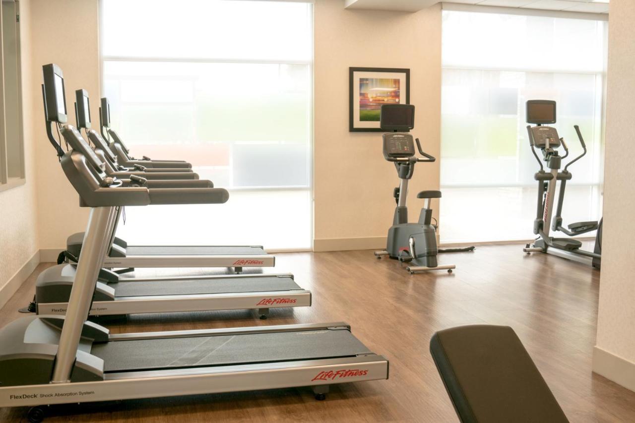 Holiday Inn Express & Suites - Brandon By Ihg Εξωτερικό φωτογραφία