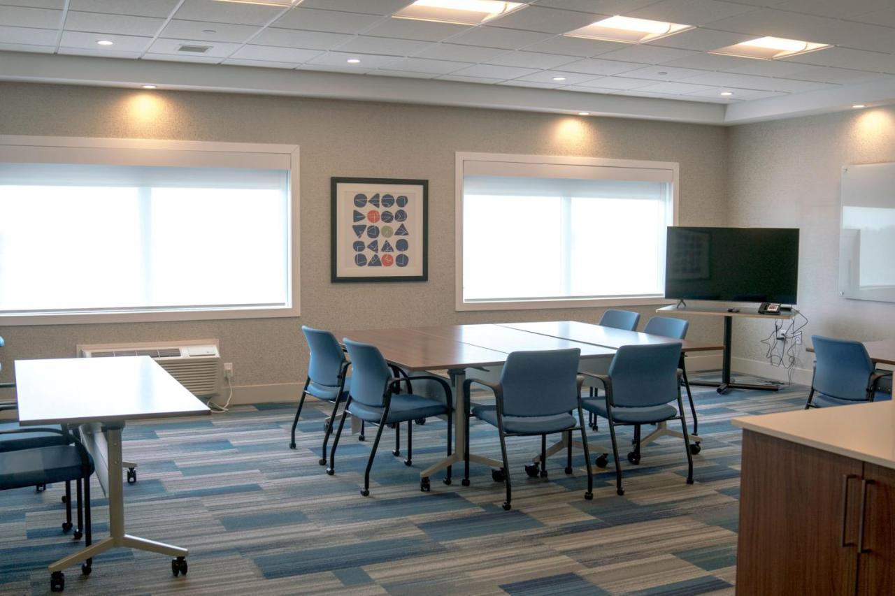 Holiday Inn Express & Suites - Brandon By Ihg Εξωτερικό φωτογραφία