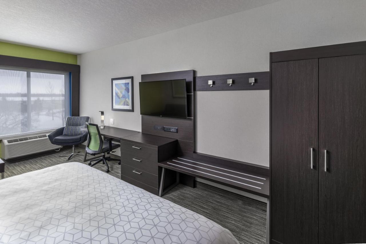 Holiday Inn Express & Suites - Brandon By Ihg Εξωτερικό φωτογραφία