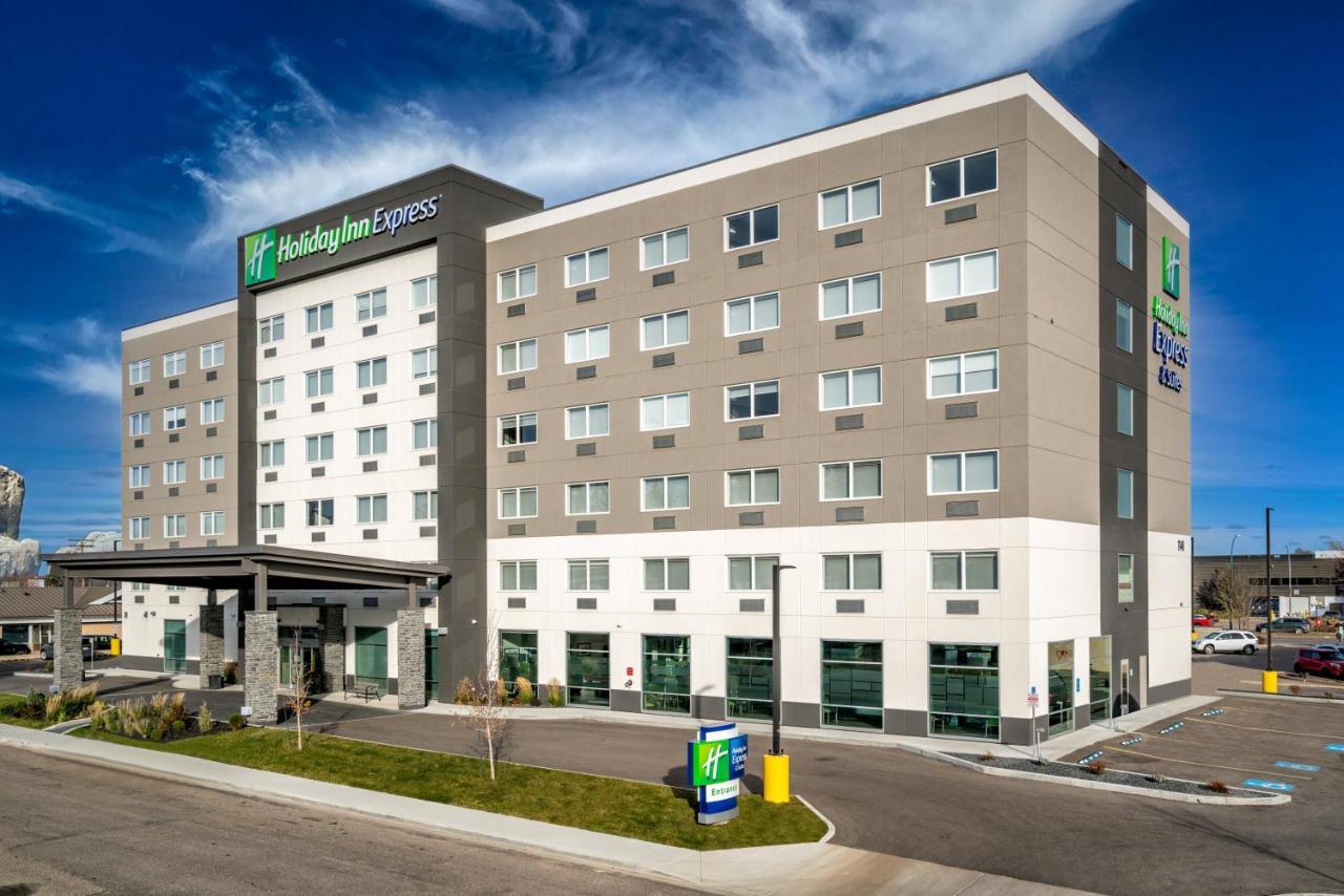Holiday Inn Express & Suites - Brandon By Ihg Εξωτερικό φωτογραφία
