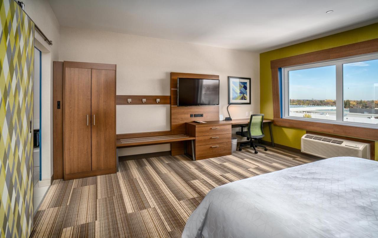 Holiday Inn Express & Suites - Brandon By Ihg Εξωτερικό φωτογραφία