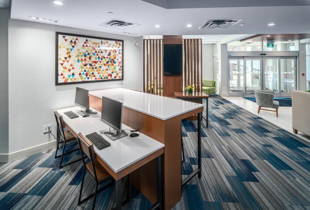 Holiday Inn Express & Suites - Brandon By Ihg Εξωτερικό φωτογραφία