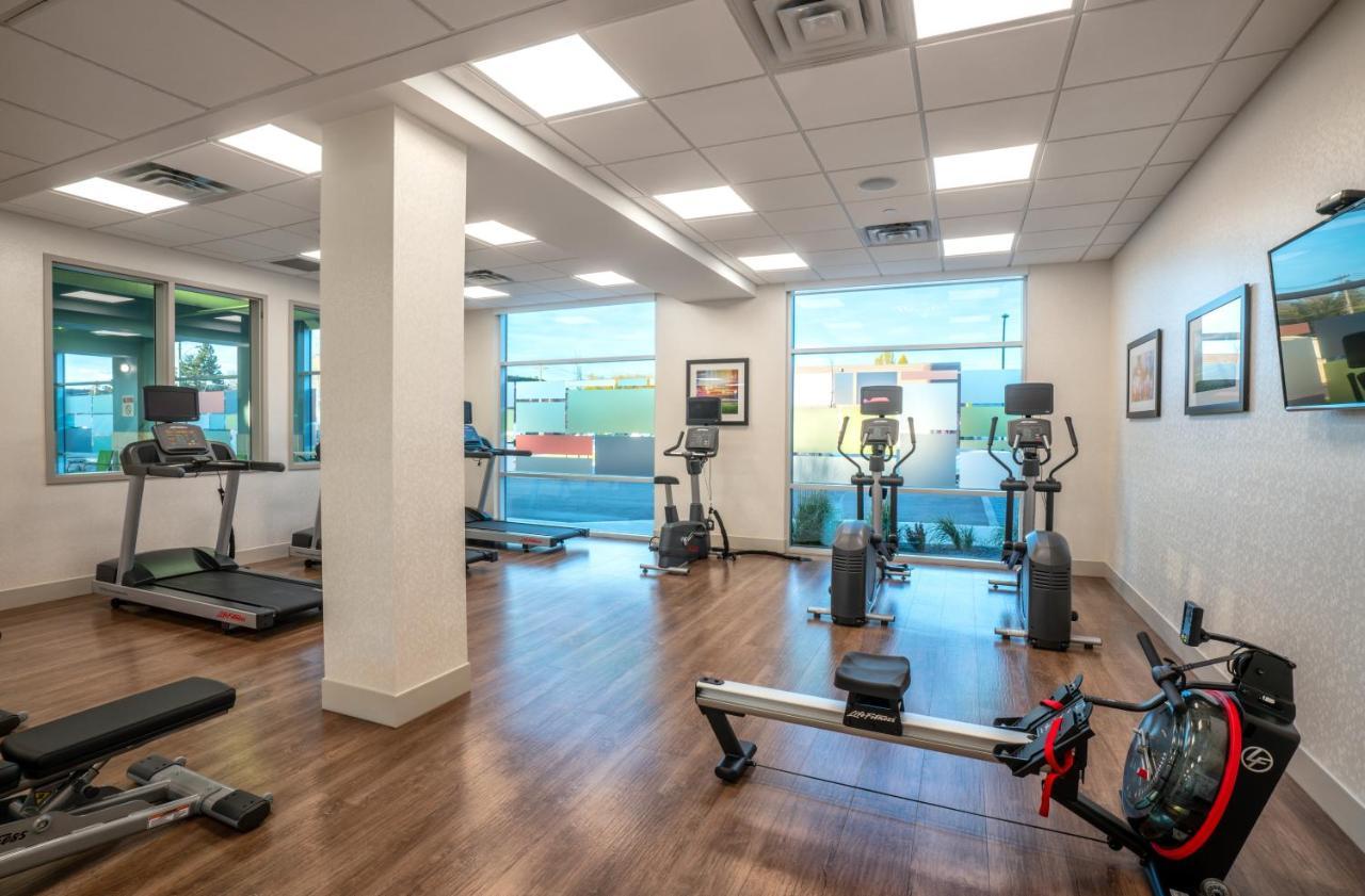 Holiday Inn Express & Suites - Brandon By Ihg Εξωτερικό φωτογραφία
