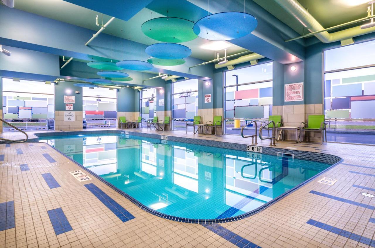 Holiday Inn Express & Suites - Brandon By Ihg Εξωτερικό φωτογραφία